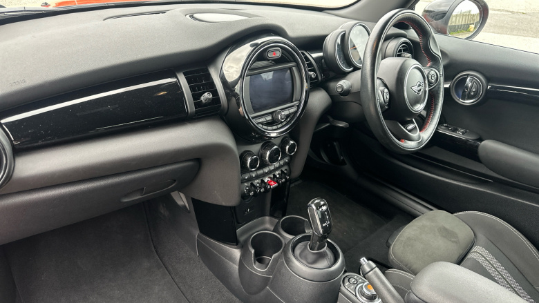 MINI Hatchback 1.5 Cooper Sport II 3dr Auto Petrol Hatchback